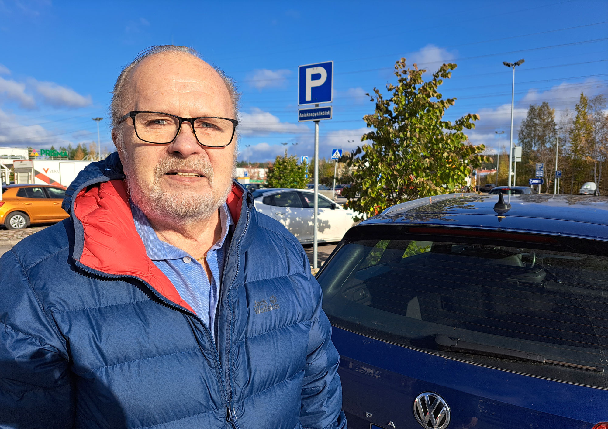 Kari Mäkinen toivoo, että autoilijat noudattaisivat nopeusrajoituksia liikenteessä. 