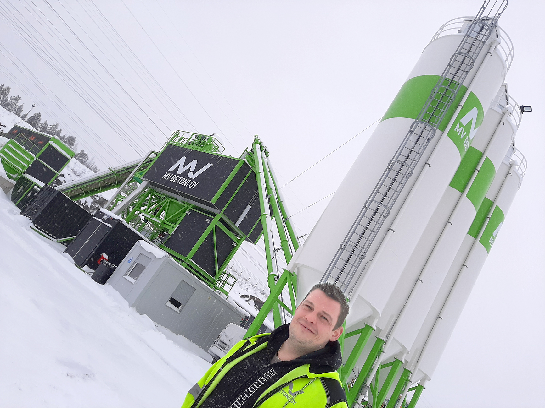 MV Betoni Oy on avannut betonitehtaan Kangasalle, Kallion yritysalueelle. Ville Mantilan mukaan rakentaminen on yhä vilkasta Tampereen seudulla. Kuva: Eija Koivu